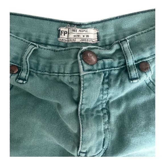 Free People Denim Shorts Frayed Hem Green Raw Edge Casual Size 28 - Picture 4 of 7
